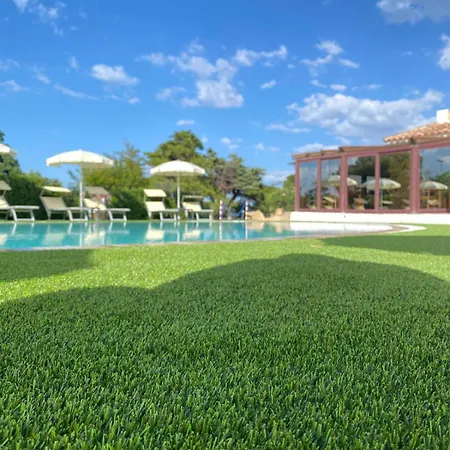 Cala Mirto 3* 부도니