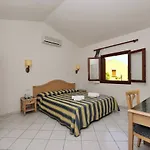 Szálloda Cala Mirto