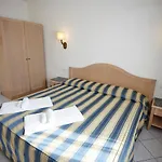 Szálloda Cala Mirto 3*