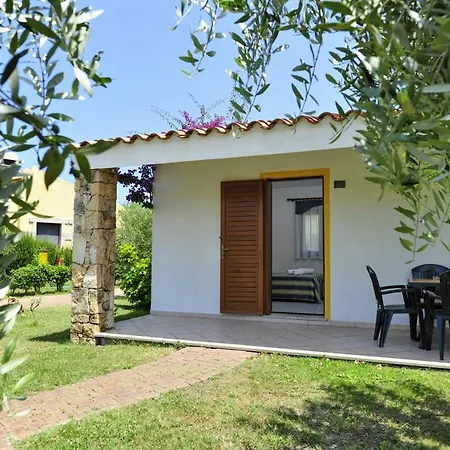 Cala Mirto 3*