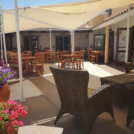 Cala Mirto Hotell