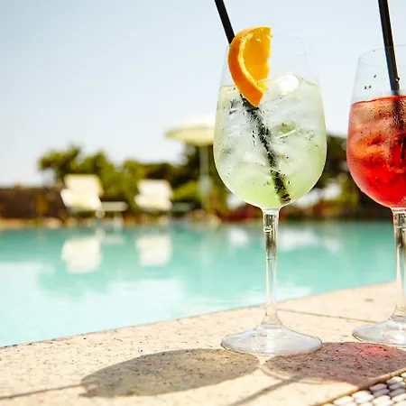 Cala Mirto Hotel