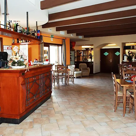 Cala Mirto Hotel 3*